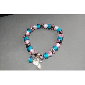 Blomster armbånd i slebet glas med charms