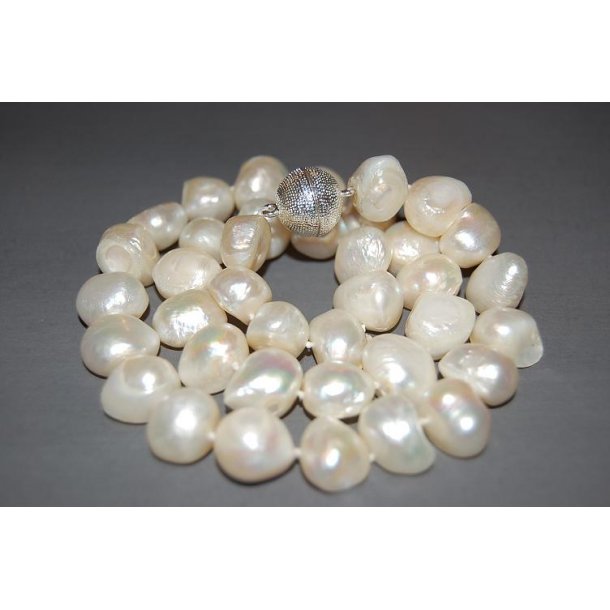PREMIUM WHITE PEARL 45 cm  gte perler og gte slvls