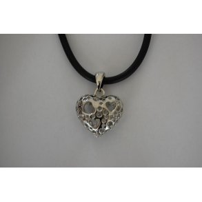 HEART IN HEART MAXIM